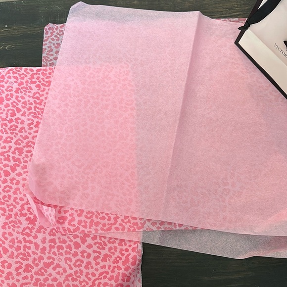 Victoria's Secret Shopping Bags with Wrapping Papers - Picture 5 of 5